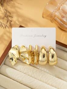 4/6/16pcs Fashion Natural Elements + 3D Mixed Style Set, Including: [Plant + Natural Shape], [Twist + Weave Pattern], [Oval/Teardrop Smooth/Textured Designs]. Overall Material: Plastic + Gold Plated, Suitable For Daily Wear. [Earring Material: Plastic, Please Purchase Carefully If You Have High Material Requirements] - Gold - View 5