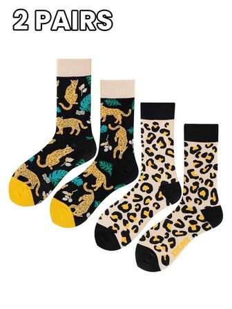 2 par kreativa asymmetriska höga strumpor med oregelbundna mönster av tecknade djur.
