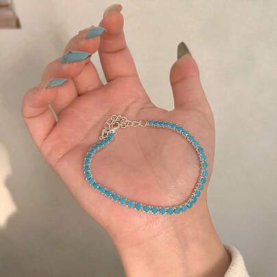 1条波西米亚风绿松石手链，可调节抽绳设计，简约别致，时尚魅力饰品，送给妈妈的礼物