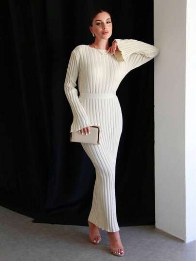 Elegant Women's Rib-Knit Maxi Sweater Dress With Round Neck And Flare Long Sleeves
