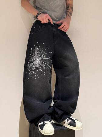 1 pieza Pantalones vaqueros casuales y cómodos con ajuste holgado, decorados con bordados y cristales, en estilo callejero estadounidense de moda (cinturón y accesorios no incluidos)