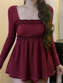 Flared Skirt Women's V-Neck Top: Sweet  Alluring With Scallop Lace Trim - 酒紅色 - 查看 1