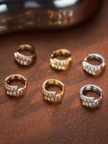 falinne Pendientes de aro de doble hilera en forma de C con circonitas cúbicas en plata de ley 925. Diseño geométrico sencillo. Hipoalergénicos y resistentes a la decoloración. Ideales para mujeres, estudiantes y parejas. Ideales como pendientes unisex. - Pendientes de aro C con doble hilera de diamantes - Ver 1