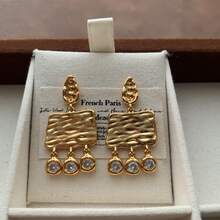 Asymmetrical Ruffle Earrings, Elegant Dangling Pendant, Vintage Fashionable Exquisite High-End Unique Earrings - Gold - View 1