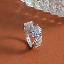 1pc Luxury Elegant Charm Fashion Cubic Zirconia Twisted 6-Prong Large Zirconia Women's Engagement/Wedding Ring