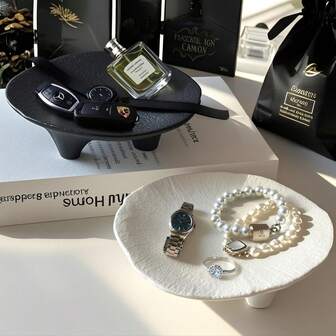 1个独特的三脚艺术造型首饰托盘，可爱首饰收纳碟 - 送给朋友的惊喜礼物