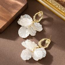 A Pair Of Creative Fashion Silver Needle Super Fairy Sweet Fairy Style Imitation Shell White Petal Tassel Earrings Light Luxury Niche High-End Design Sense Round Face Slimming Earrings Daily Casual Commuting Versatile Earrings Accessories - Vàng - Xem 3