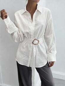 بلوزة ذات لون واحد مصنوعة من قماش منسوج مع أزرار على الخصر، مناسبة للارتداء في المنزل، العطلات، المطار، حفلات العزاب، ليلة المواعدة، حفلات الموسيقى الريفية، المسرح والحفلات، في فصول الربيع والصيف والخريف