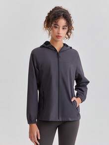 女士撞色风衣外套，户外运动连帽防水防风透气长袖外套，适合跑步、骑行、徒步等运动，休闲日常穿着拉链冲锋衣，春季款 - 深灰色 - 查看 9