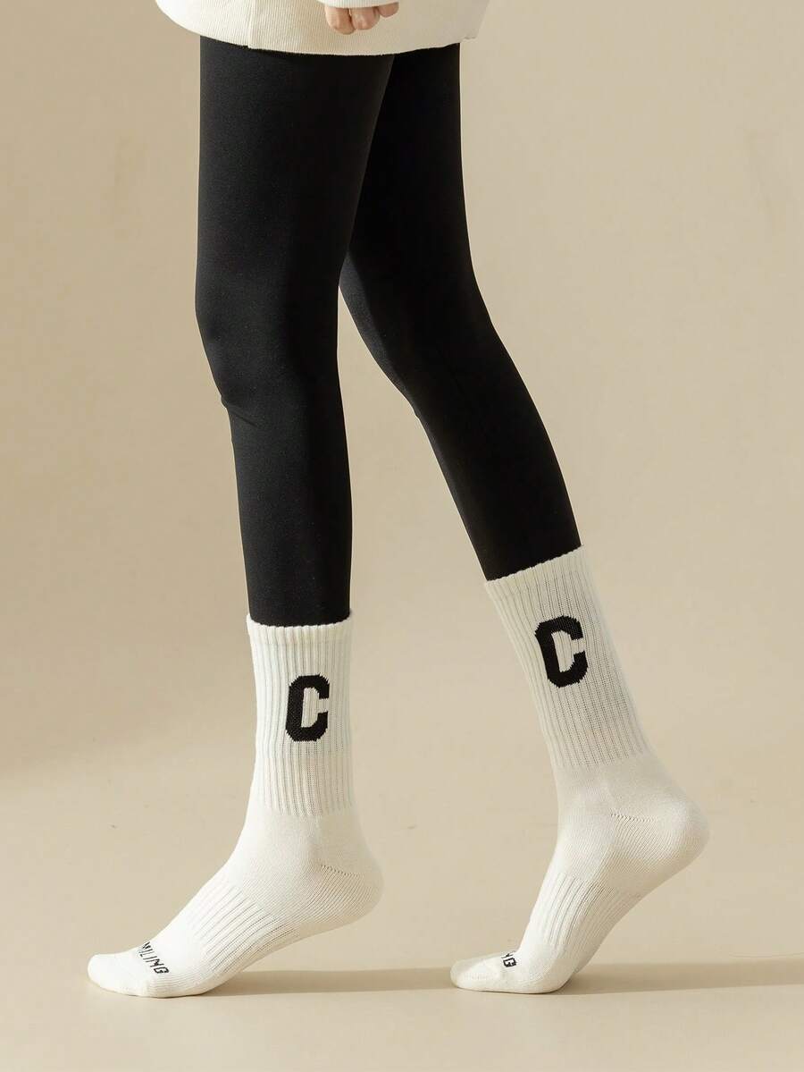 1/2/3/4/5/6 双装 女士米色字母图案加厚舒适中筒袜 - 米色 - 查看 1