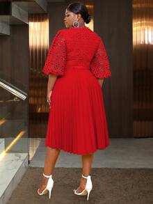 Plus Size Solid Color Lace Patchwork Lantern Sleeve Dress - Red - View 2