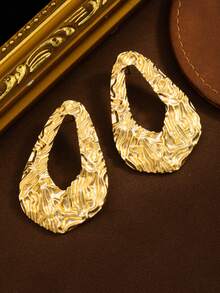 1 Pair Fashionable & Elegant Hollow Metal Water Drop Dangle Earrings For Women - Gold 2 - View 4