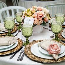 Sunflower Embossed Wine Glasses Set Of 6 – 10oz Green Vintage Goblets, Dishwasher Friendly Stemmed Drinking Cups For Wedding Toast, Cocktail, Juice & Home Entertaining - 綠色 - 查看 3