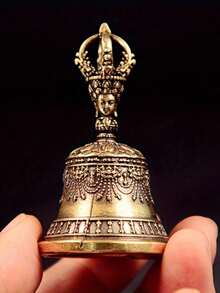 优雅复古青铜手工金属风铃 - 古董黄铜铃铛，饰以经典菱形图案，精致墙面装饰，无需电池，适用于家居办公装饰，独特礼品之选 - 彩色 - 查看 3