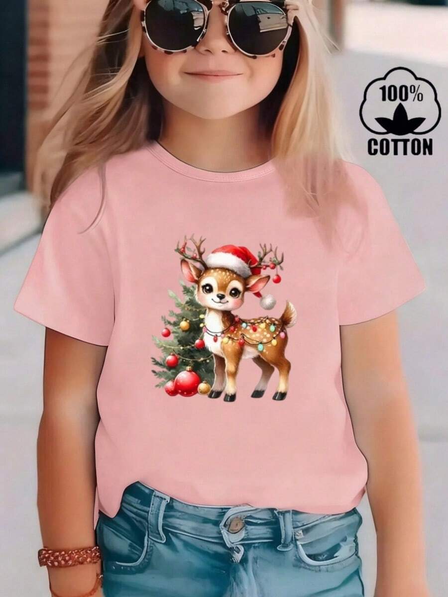 Esta nueva camiseta de manga corta para niña está hecha 100 % de algodón y luce un elegante estampado de renos, lo que la convierte en una prenda versátil e informal. Su tejido suave y agradable al tacto es delicado con la piel, permitiendo que las niñas se muevan con libertad y comodidad durante reuniones familiares, eventos escolares o juegos al aire libre. - Rosa - Ver 1