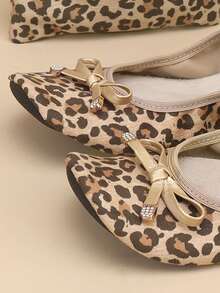 女士芭蕾平底鞋，柔软舒适，休闲一脚蹬，可折叠，适合室内芭蕾舞。 - 豹紋 - 查看 7