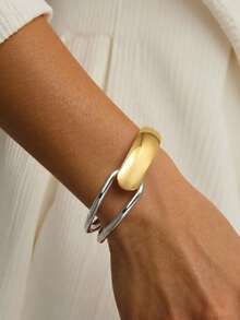 1 件简约优雅高品质小众设计不对称镂空水滴金属开口袖口手链，适合正式活动、派对、日常穿着、办公室、酒吧、音乐节、街头风格、摄影、婚礼、商务活动、送给朋友和家人的礼物 - 不對稱款 - 查看 30