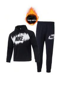 Nike 男士两件套保暖运动套装，包括连帽卫衣和休闲慢跑裤，柔软舒适的保暖连帽衫，宽松抽绳运动裤 - 黑與白 - 查看 5