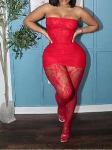 女士优雅性感蕾丝抹胸连衣裙，搭配浪漫蕾丝连裤袜，修身两件套，可内搭或外穿，适合所有季节。适合夜间派对或浪漫约会。