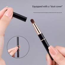 ZHENZITAI 二合一唇刷（带盖），迷你便携唇釉刷，遮瑕刷，多功能化妆工具 - 黑色 - 查看 5