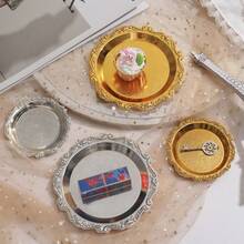 1 Pieza/Juego de 4 Piezas de Elegantes Platos de Cena de Acero Inoxidable Tallados con Patrones Florales Geométricos, Disponibles en Acabados Dorados y Plateados, Platos para Pasteles de Metal, Bandejas para Té de la Tarde, Portavasos para el Hogar y la Sala de Estar, Bandejas Multifuncionales de Acero Inoxidable, Platos para Aperitivos, Platos para Frutas, Platos para Fruta Seca, Platos de Almacenamiento de Joyas/Accesorios - Multicolor - Ver 10