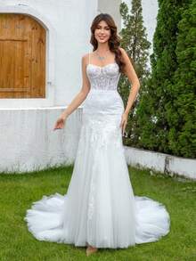 2025 New Romantic French Style Mermaid Wedding Dress, Spaghetti Strap Deep V Lace Patchwork Sheer Back Train Bridal Gown, High-End Wedding Ceremony Dress