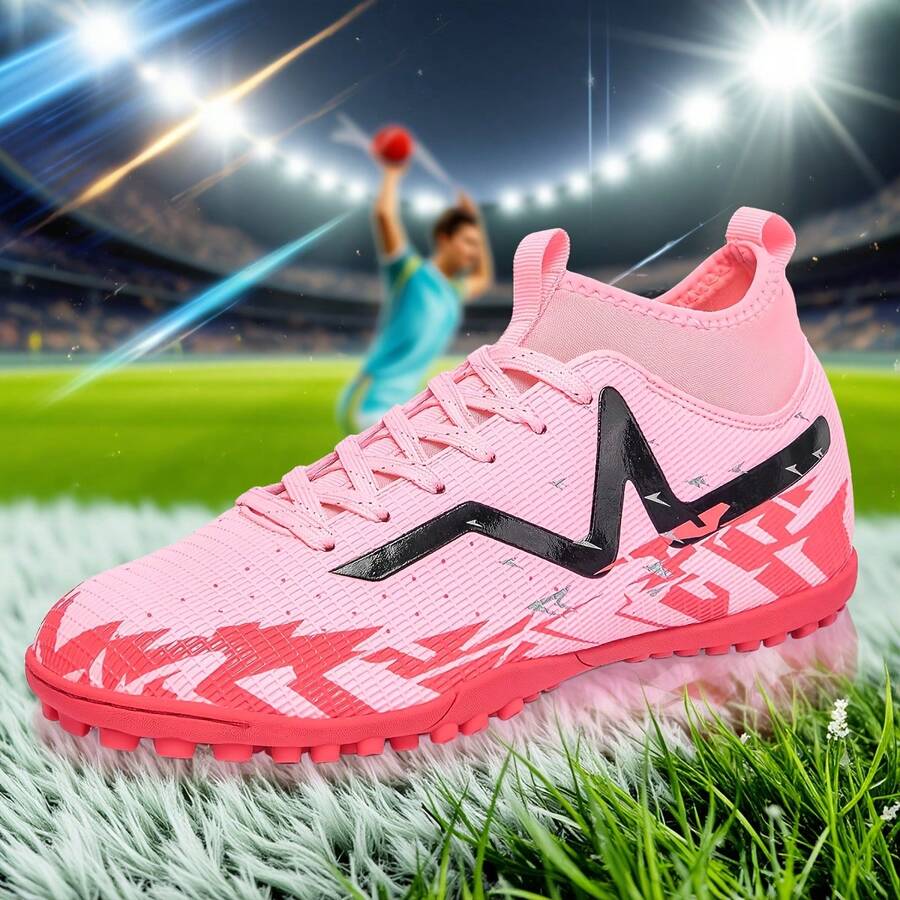 1 par de chuteiras de futebol, adequadas para grama sintética externa, campos de treinamento internos e esportes coletivos profissionais. Com cadarço, sola de borracha antiderrapante, design leve e de alto desempenho. Chuteiras de futebol populares, direto da fábrica. - rosa - Ver 1