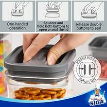 MR.SIGA Juego de 4 recipientes hermeticos para almacenamiento de alimentos sin BPA con tapas a prueba de fugas con una sola mano 1 litro/33.8 onzas mediano gris - SIG - Ver 3