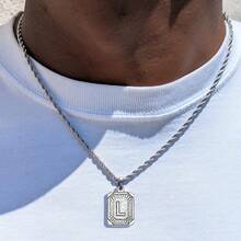 قلادة رجالية من الفولاذ المقاوم للصدأ 304 بنمط هندسي هيب هوب مع 26 حرف أولي، مناسبة للارتداء اليومي وكهدية عيد ميلاد للحبيب - فضي - مشاهدة 12