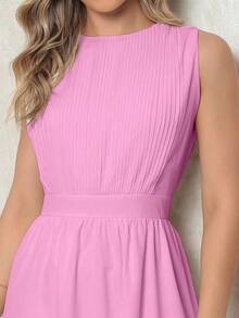 Elegant Women's Dress With A Defined Waist - Sleeveless, Discreet Neckline And Flowing Skirt For Formal Or Casual Occasions. - 粉色 - 查看 3