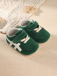 3-6-9 Months Infant Unisex Solid Color Casual Soft Bottom Anti-Slip Prewalker Shoes, Minimalist Style Newborn Footwear, Spring/Autumn - Green - View 5