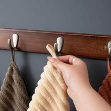 Bộ 5 khăn mềm cao cấp - Khăn tay siêu thấm hút, nhanh khô - Đa năng 11.8*11.8 inch, dùng trong nhà tắm và sinh hoạt hàng ngày - Vật dụng thiết yếu cho gia đình, không bị rụng lông, có móc treo, thích hợp cho ngoài trời, nhà bếp và du lịch - Nhiều màu - Xem 4