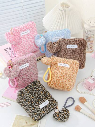 حقيبة نقود قطعة واحدة من القماش الناعم مع قلادة قلب، حقيبة تخزين أحمر الشفاه بنمط النمر، حقيبة نقود، حقيبة مستحضرات التجميل، حقيبة سماعات الأذن الجميلة، حقيبة تخزين المفاتيح، حقيبة تخزين الأجهزة الرقمية، حقيبة سحاب، حقيبة تخزين من القماش الناعم، حقيبة تخزين العملات والسماعات، حقيبة مع سير معصم، حقيبة تخزين أحمر الشفاه والعملات والبطاقات الائتمانية، اكسسوارات الحقيبة، تخزين مستحضرات العناية بالبشرة، حقيبة تخزين العناصر الصغيرة