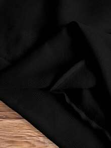 Sudadera con Capucha de Talla Grande para Hombre BENCH - Letras en Blanco y Rojo, Ajuste Holgado Casual Plus Size Pullover, Ropa Deportiva & casual Con Logo Marca Bench Impresión, Sudadera Lavable a Máquina Para Hombres Camiseta Cómoda, Estilo Relajado Ideal Pausas o Actividades Ligeras Disponible En Talles Grandes Tejido Durader Fácil Cuidar Prenda Destacada PLUS SIZE - Negro - Ver 5