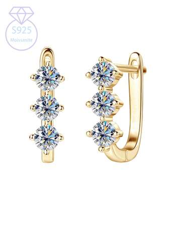 KAHOOT A Pair Of 925 Sterling Silver, 0.3 Carat Each, Four-Prong Round Moissanite Earrings. Classic, Vintage, Elegant, And Versatile High-Quality Autumn/Winter Holiday Gifts For Men And Women. Suitable For Everyday Wear, Weddings, Banquets, Parties, And Dances. Perfect For Valentine's Day, Christmas, Mother's Day, Father's Day, Easter, Back-To-School Season, Wedding Season, Birthdays, And Anniversaries.