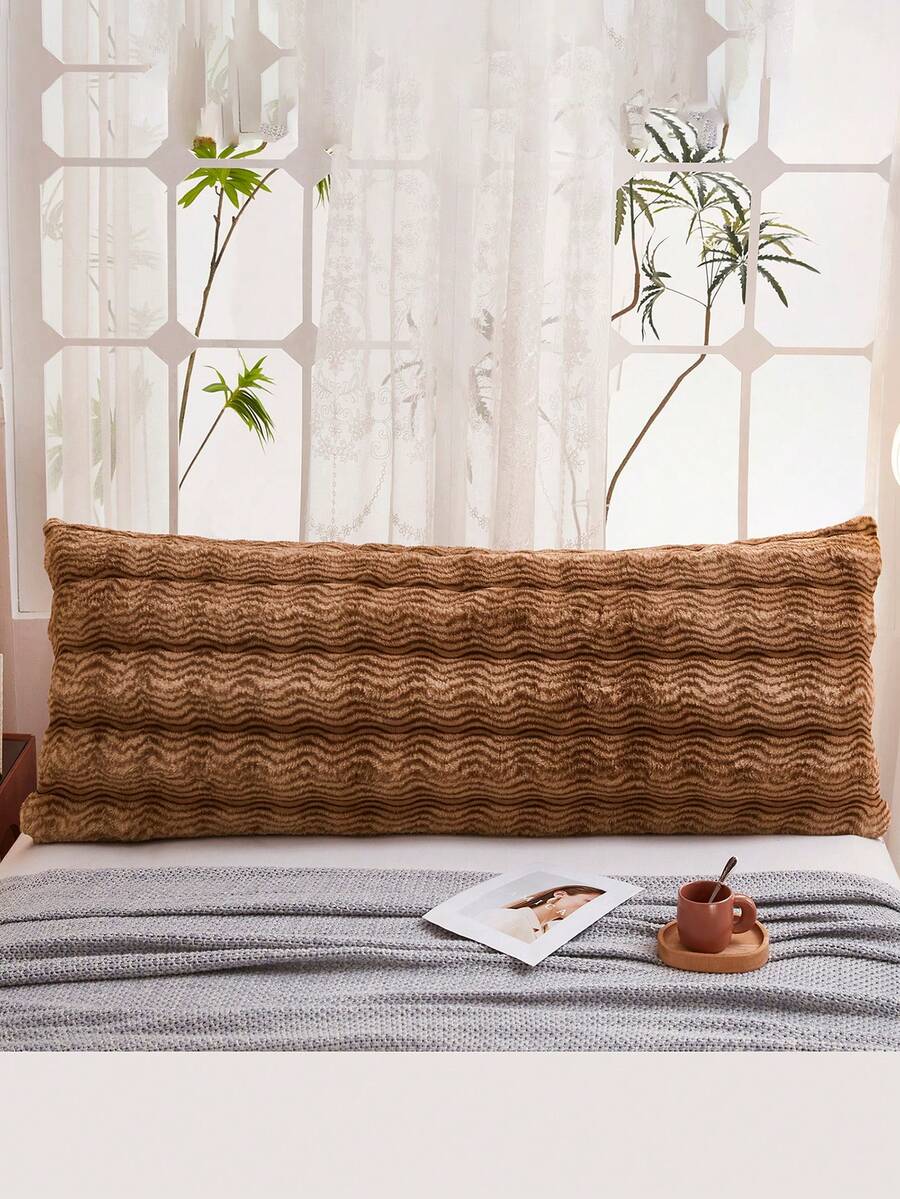 1个高级兔毛双人抱枕情侣枕美拉德色轻奢高端几何纹理卧室时尚家居装饰枕加厚材质细腻触感，温暖舒适拉链封口可拆卸水洗 - 摩卡棕 - 查看 1