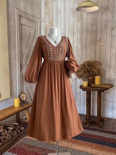 Rusttydustty 大码女式波西米亚风精致刺绣棕色连衣裙，简约优雅休闲度假装