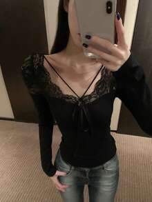 Original Design Elegant Lace Patchwork Long Sleeve Versatile Top - Black - View 2