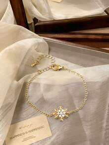 1pc Gold-Tone Rhinestone Snowflake Adjustable Bracelet, Women Jewelry, Minimalist & Fashionable, Suitable For Daily, Dates, Parties, Gatherings, Women Gift, Girlfriend Gift, Birthday Gift, Christmas Gift