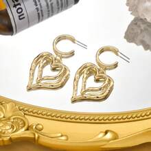 1 Pair Exaggerated Large Heart Shaped Hollow Love Earrings, Minimalist Design Suitable For Women's Daily Wear - Gold - View 6