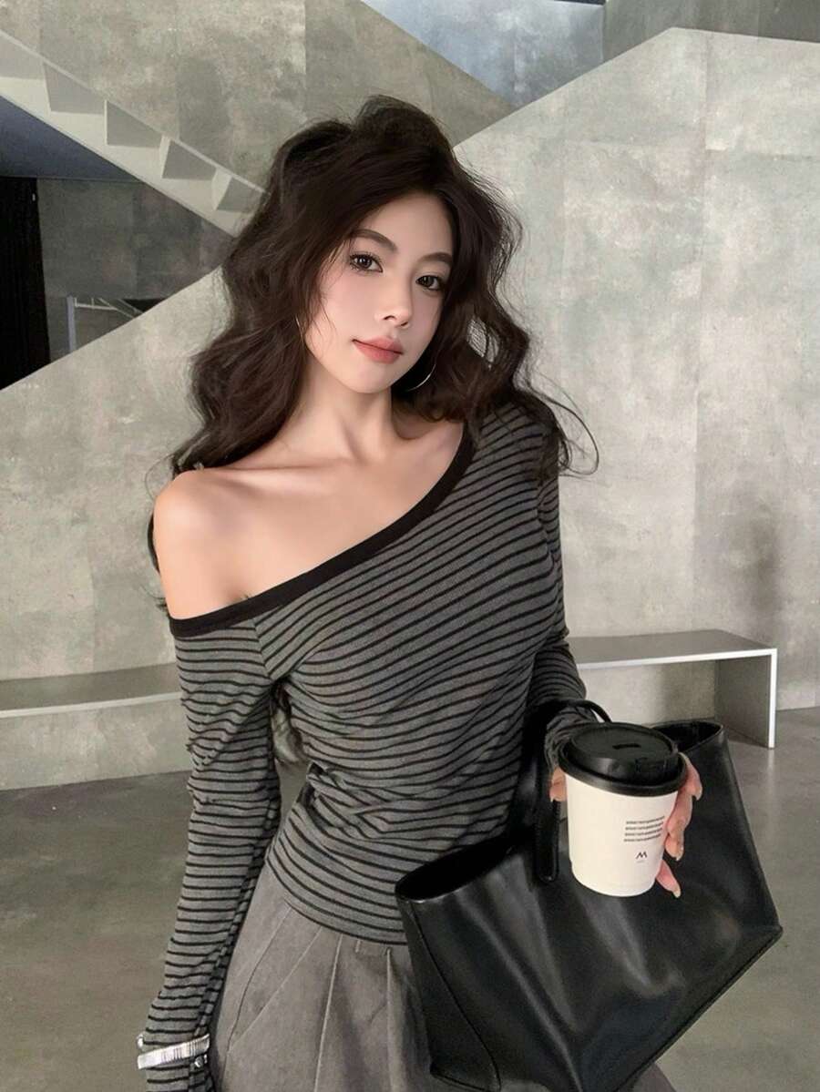 Striped Asymmetrical Shoulder One-Shoulder Long Sleeve Slim Fit Blouse For Women - Grey - View 1