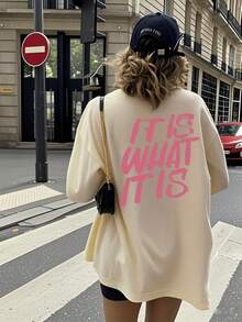 CHICLY19 It Is What It Is Quote Graphic Cotton Tee, Women's Oversized Casual Slogan T-Shirt, Crew Neck Short Sleeve Loose Fit Dark Gray Top, Aesthetic Minimalist Streetwear Cotton Tee For Everyday - 黑色 - 查看 11