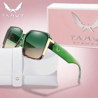 Fashionable Polycarbonate Ombre Square Sunglasses