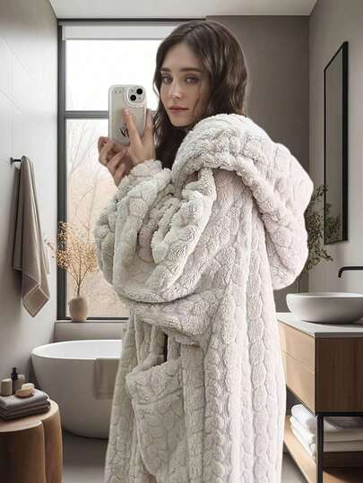 Women's Comfortable Coral Fleece Hooded Robe, Extra Long Wearable Blanket, Plus Size Bathrobe, Thick & Warm, Essential For Winter Home, Women's Comfortable Coral Fleece Hooded Robe - Long, Warm, Soft Loungewear With Pockets, Machine Washable - Perfect For Autumn/Winter Bathroom Decor