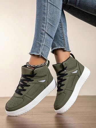Women's Fashion High-End Color Casual Breathable Sports Shoes, Gold Pendant Versatile High-Top Lace-Up Skateboard Shoes, Comfortable Outdoor Travel Walking Shoes