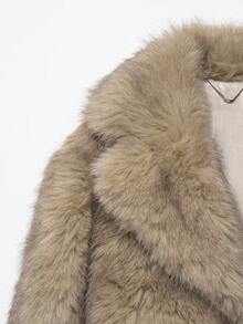 DEEKA Autumn/Winter New Women's Fashion European & American Style Faux Fur Effect Short Coat Jacket