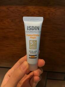 ISDIN Fusion Water Multi-Protection Light Sunscreen SPF50 (12ml)