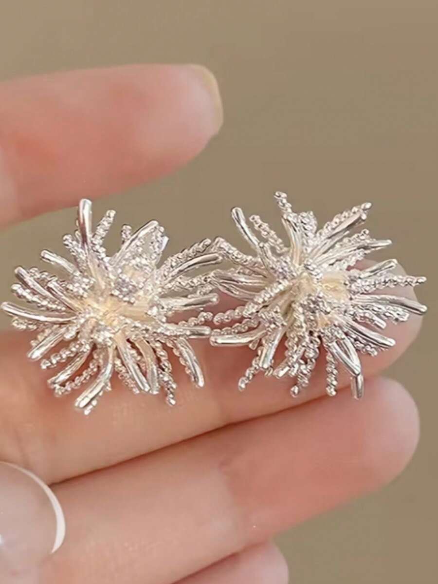 1 Pair Elegant, Charming & Luxurious Firework Design Earrings, Unique Artificial Diamond Embellished, Casual & Simple Earrings For Women - Silver - View 1