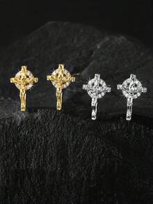 1 paire de boucles d'oreilles vintage pour hommes en cuivre avec croix micro-incrustée de zircone, hypoallergénique, design religieux de Jésus, convient pour un port quotidien, cadeau de Noël, Nouvel An, Saint-Valentin - Argent - Voir 13