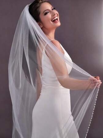 Un velo de novia hecho a mano de 2 metros de largo, exquisito y elegante, con una pequeña cola, adecuado para combinar con vestidos de novia, accesorios, despedidas de soltero/soltera y bodas.